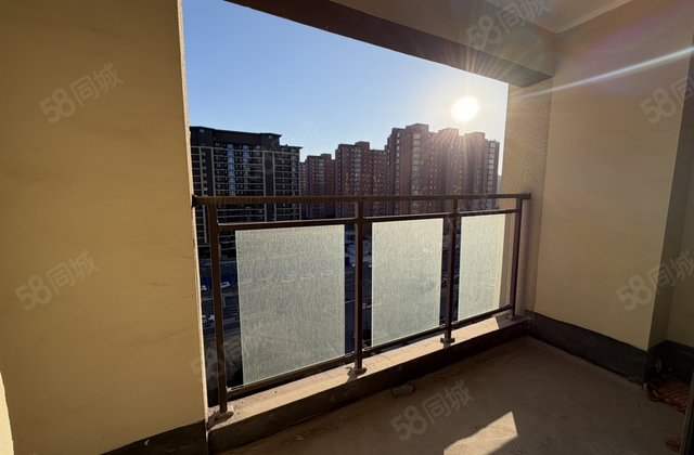 建业旭辉尊府3室2厅126㎡115万二手房图片