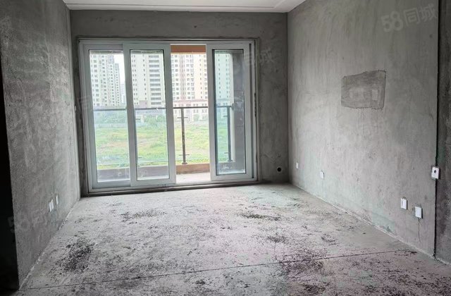 天嘉湾花苑3室2厅93㎡32万二手房图片
