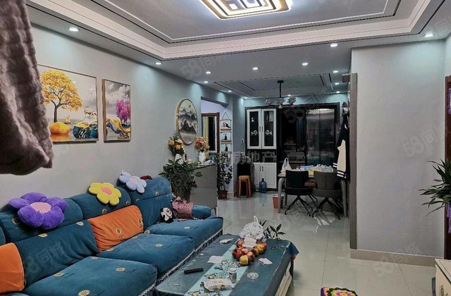 昌润路嘉明电梯楼三叶草户型，昌庭花园，新城邦，万豪，嘉华苑