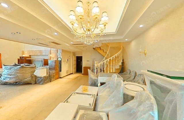 御花园假日广场5室2厅305㎡260万二手房图片