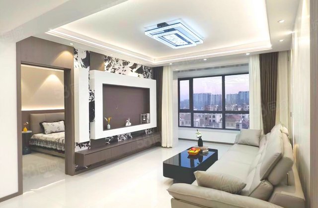 隆都翡翠湾3室2厅122.09㎡65万二手房图片