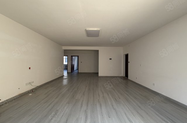 国瑞小区3室2厅165㎡119万二手房图片