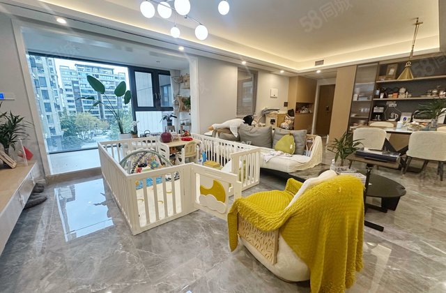 凤舞七里东苑3室2厅141.69㎡335万二手房图片