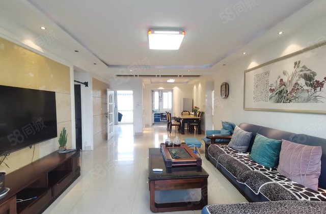 湖边好房 元宝户型 免大税带车位 随时看房