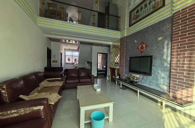 金地蓝湾4室2厅100㎡45万二手房图片