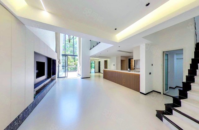 翠湖山庄7室3厅226.78㎡850万二手房图片