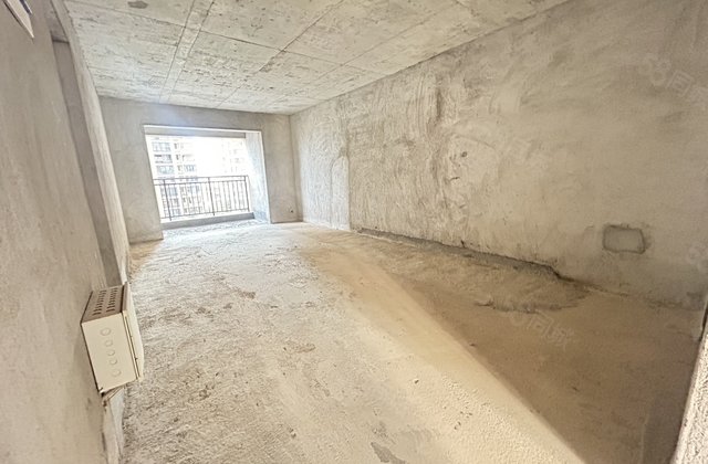 中梁国宾壹号4室2厅131㎡61万二手房图片