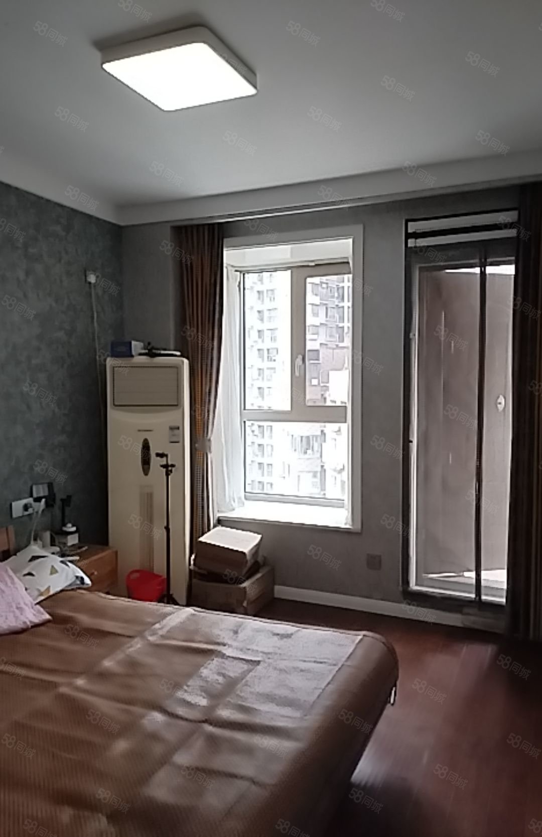 东方明珠城市花园3室2厅2卫89.62㎡东北89万