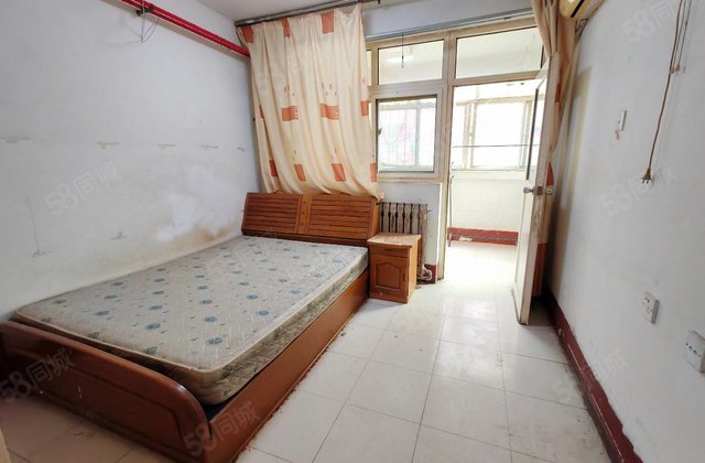 孝心一楼！金鼎市中心！东昌总校本部！出行方便！停车方便！