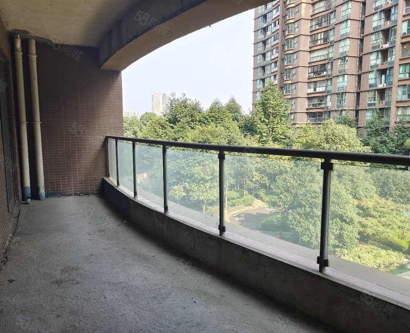 5600一平房东急出,中泰峰境,万达商圈,大四房,板房.