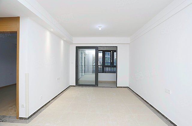 保利罗兰香谷3室2厅92.1㎡68万二手房图片