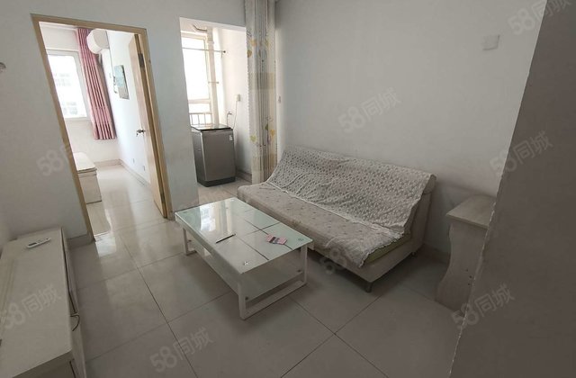 85万 85 万85万 龙湾小高层电梯房 3室2厅 送储藏室