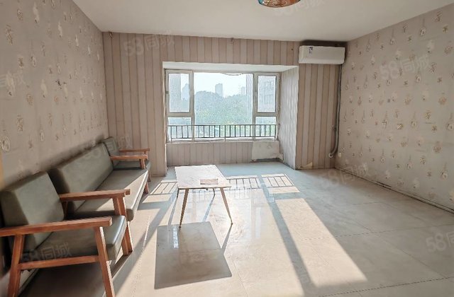 房 光明小學，单价6开头，好楼层阿尔卡迪亚五期，边户带车位