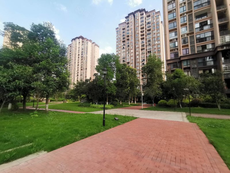 【10图】银翔城盛世豪庭精装两房,朝向巴适,视野 ,安逸惨,价格可谈