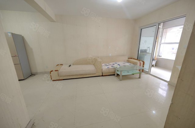 房东急售 阿尔卡迪亚 大两室带露台 随时看房可谈