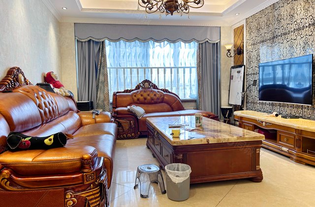 卓锦城4期千树郡3室2厅124.55㎡230万二手房图片