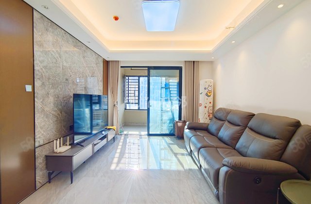 万科魅力之城3室2厅102㎡102万二手房图片