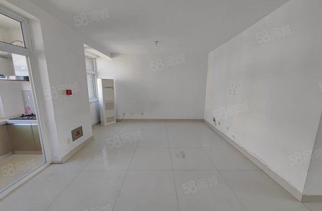 急售！市中心 新华书店 文轩 一中 裕昌运河苑温馨两室带车储