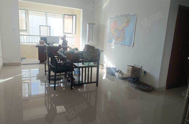 昌庭花园 一楼带大院子 带下沉复式 带车位 免大税 电梯洋房