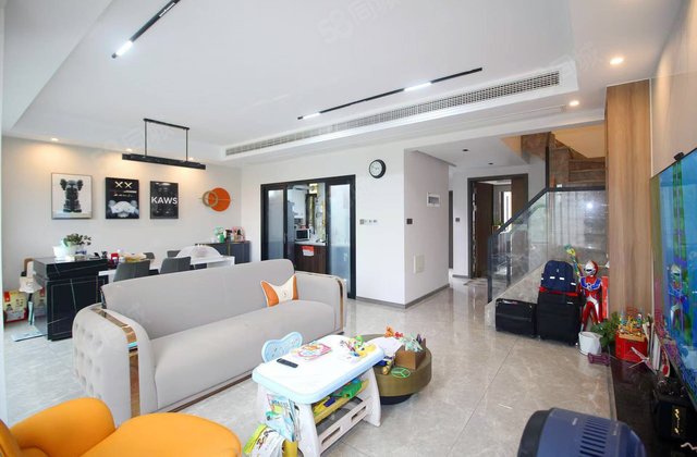 协信星鹭园一期4室2厅162.95㎡145万二手房图片