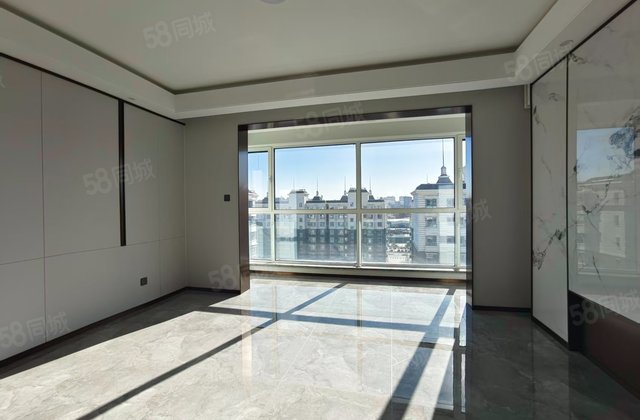 夏威夷蓝湾5室2厅135㎡140万二手房图片