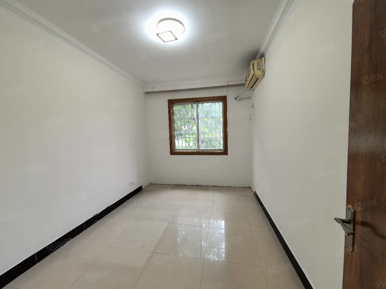 丰水源清华苑3室2厅2卫116㎡南北50万