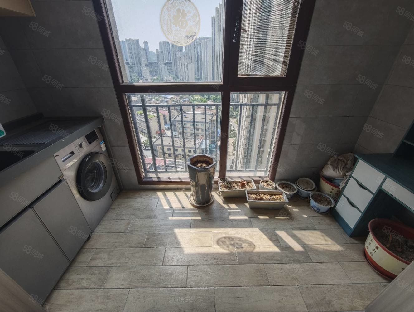 爱丽舍花园3室2厅1卫110㎡南北71.8万