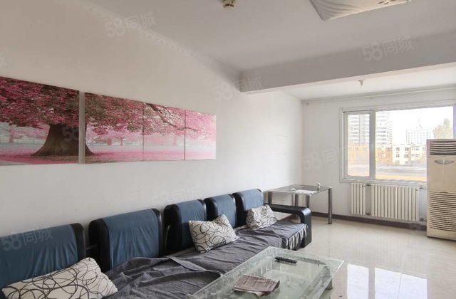 中间好楼层 产权清晰 近医院 次新房 小三房 带电梯