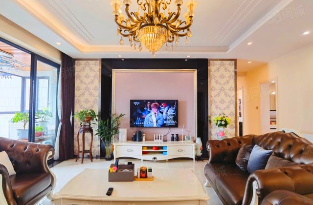 仁和春天国际花园3室2厅170.32㎡680万二手房图片