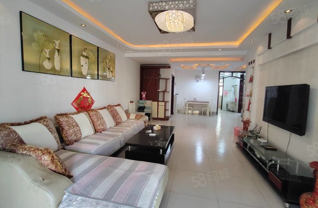 富贵花园 装修好 正规商品房 医疗配套成熟 南北通透 小三房