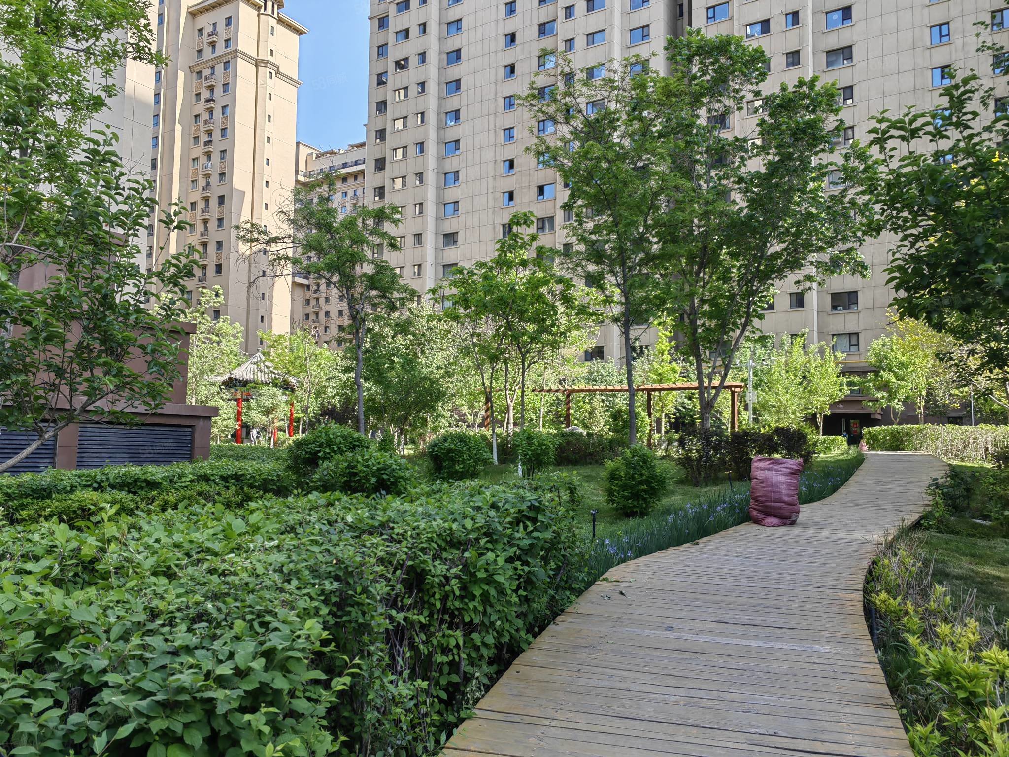 奥体中心富力城 公馆 吾悦广场精装通透三室,万科朗润园-乌鲁木齐58
