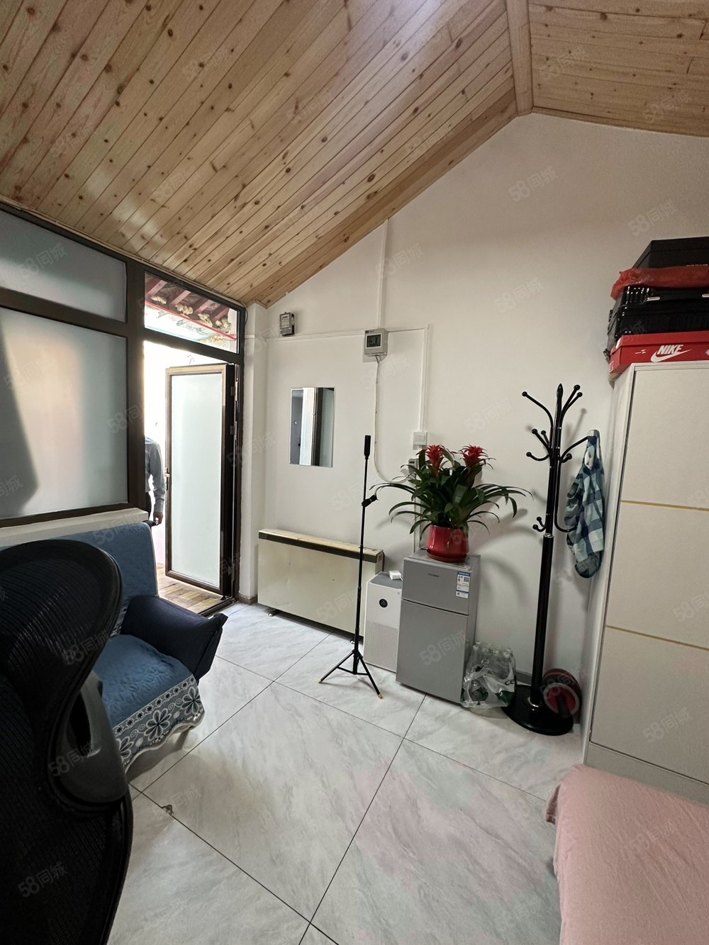 西四北八條小區(qū)1室0廳0衛(wèi)16.6㎡南北218萬