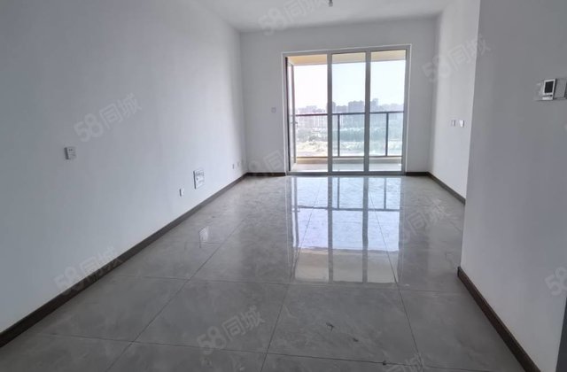 二干渠 旁边  水城印象  新小区  精装三室  带车位