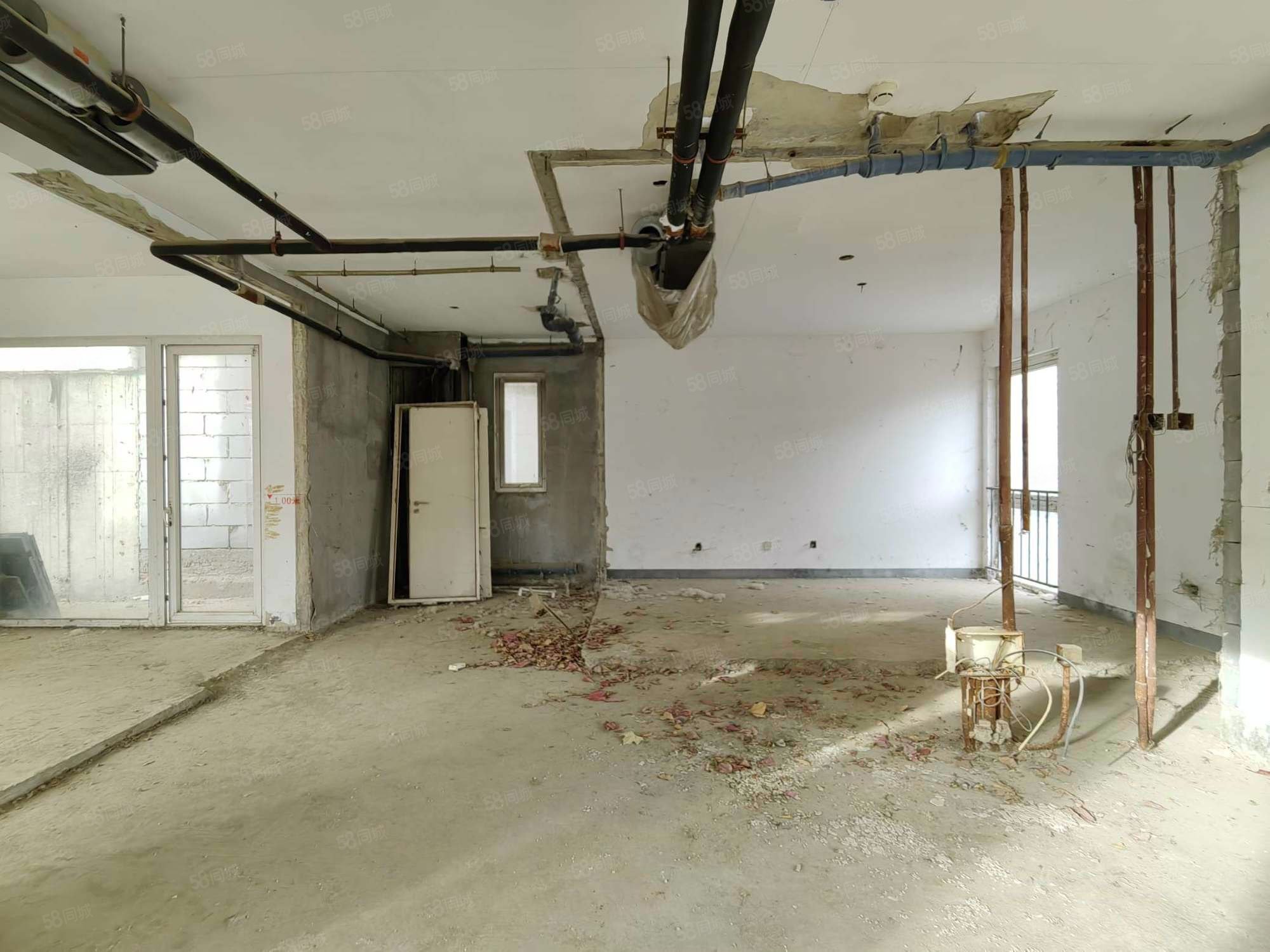 澳景園4室5廳3衛(wèi)500.57㎡南北2000萬