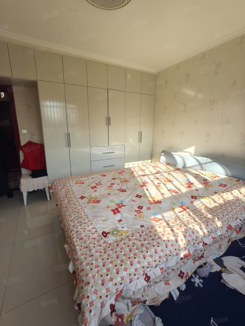 青湖铭城3室2厅1卫126.39㎡南北50万