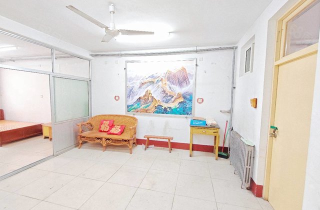 昌华小区|北顺，东昌，1楼，市医院，可做三室，双阳台，有车储