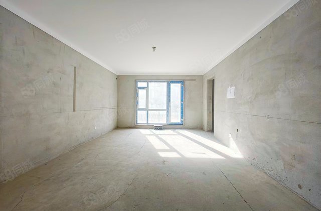 绿地海域中央墅(C区)3室2厅136.93㎡120万二手房图片
