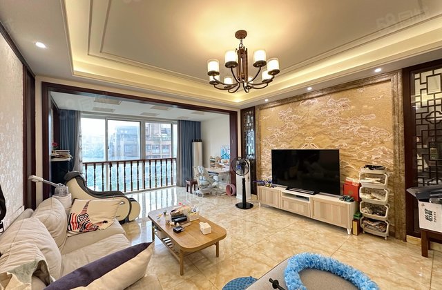 光华国际4室2厅158.56㎡259万二手房图片