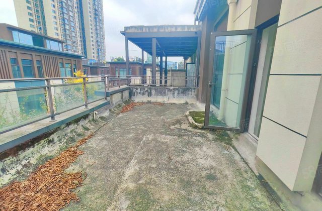 中粮祥云里(别墅)5室2厅241.49㎡480万二手房图片