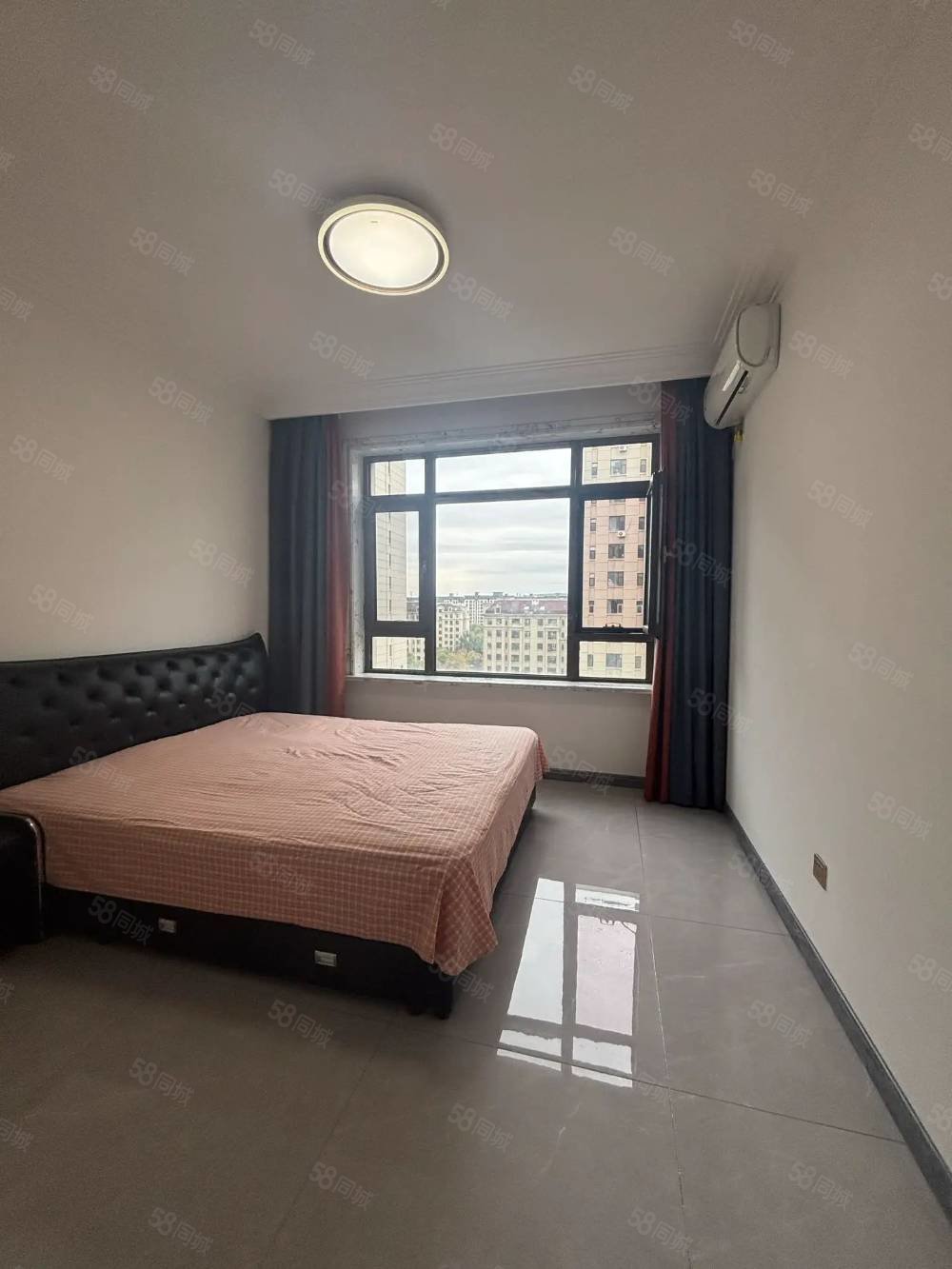 塞纳阳光3室2厅2卫136㎡南北76.5万