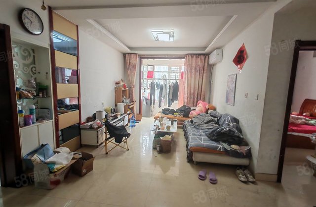 急售二中，大学城中间楼层，带储藏室免大税，随时看房金柱文苑