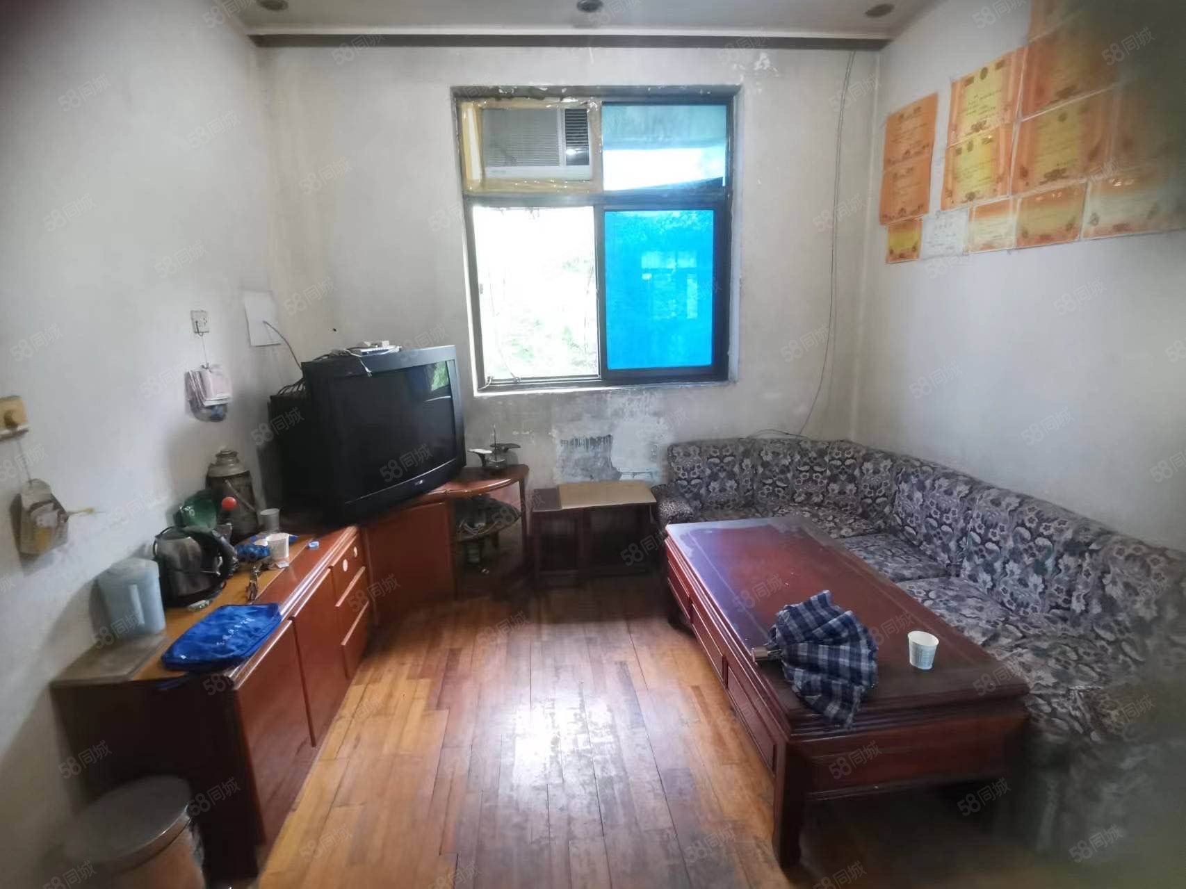 旭日新村3室2厅1卫73.08㎡南24.8万