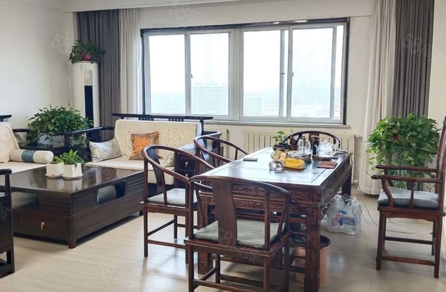 急售 柳泉花园 电梯房 单价5千多 眼科医院实验 价格可谈