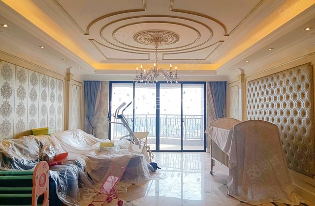 青秀万达公馆4室2厅270㎡390万二手房图片