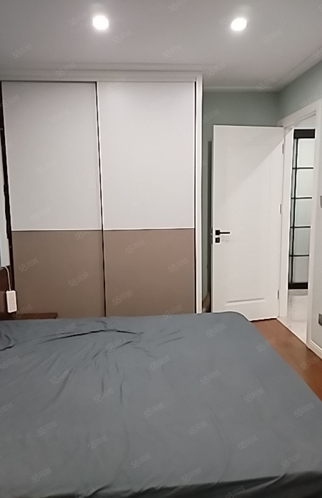 东方明珠城市花园3室2厅2卫89.62㎡东北89万