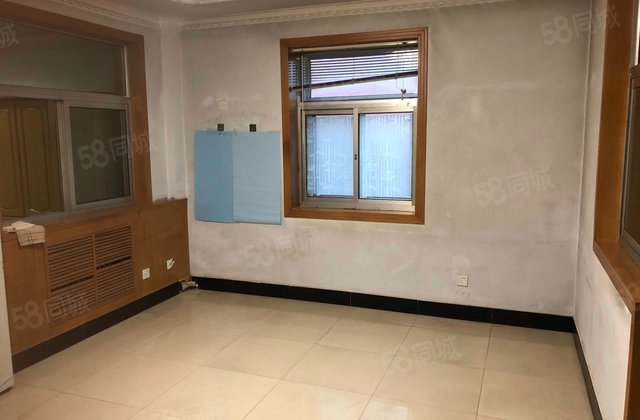 新开街小区3室2厅99.46㎡135万二手房图片