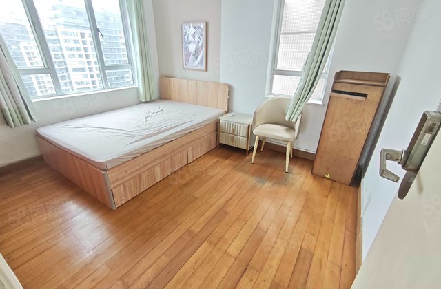 瑞虹新城(一期)2室2厅102.09㎡770万二手房图片