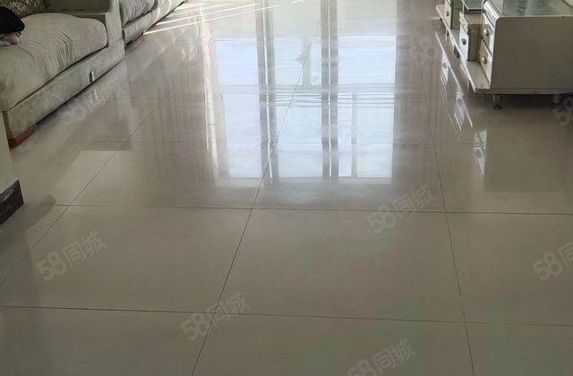 兰汀园3室2厅125㎡50万二手房图片