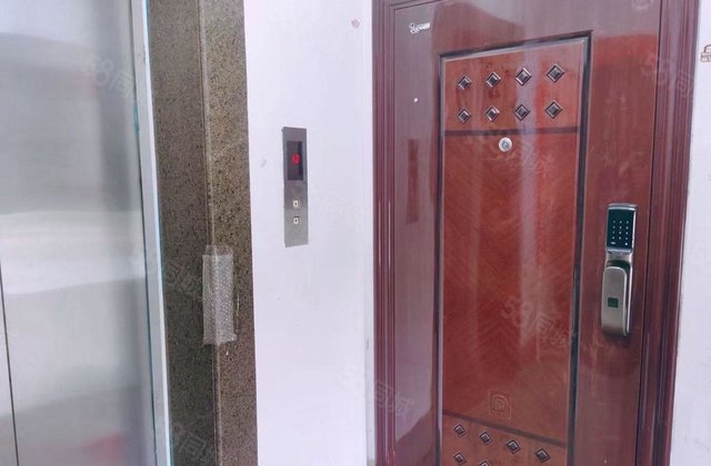 劳动嘉园B区2室2厅104.99㎡40万二手房图片