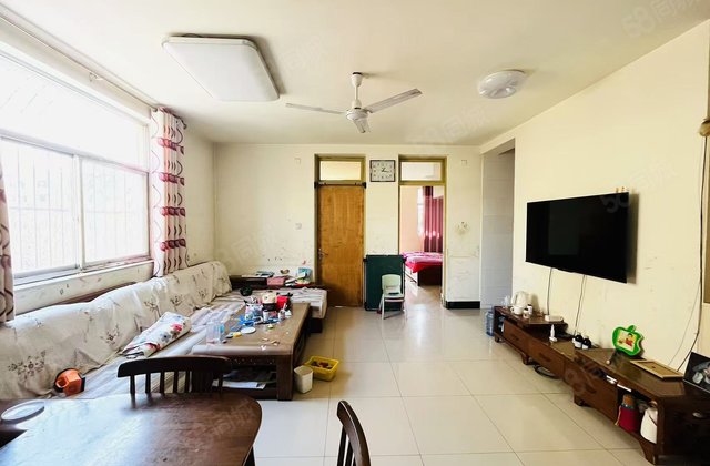 亚大怡景花园|振兴东路  3室1厅1卫91平 58万